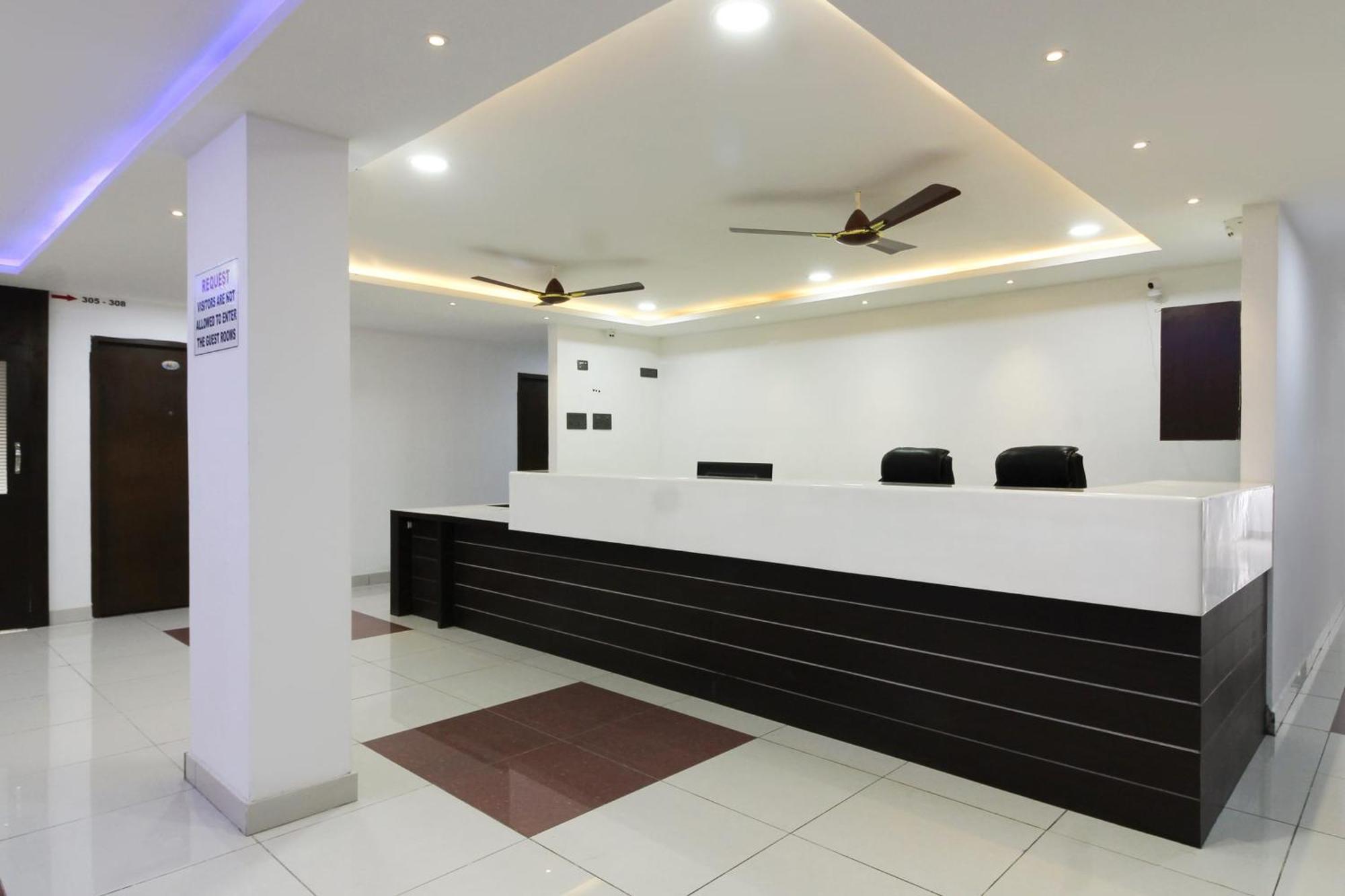Super Mythri Hotel Near By Ecil, As Rao Nagar, Sainikpuri Maula Ali Exterior foto